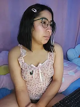 anni_ross's cam snapshot