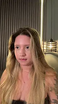 MiaPetit_'s cam snapshot