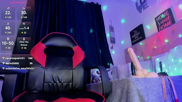 Nicolle_Ferran's cam snapshot