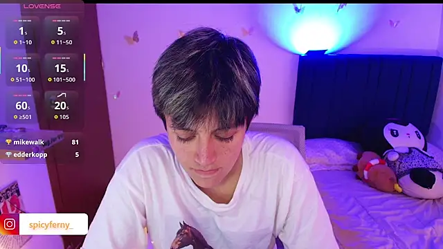 spicyferny live sex cam
