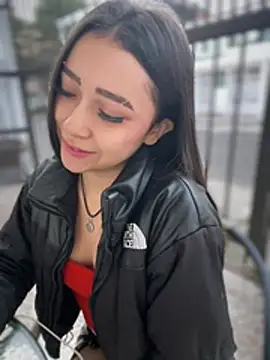 AshleyPinkk_'s cam snapshot