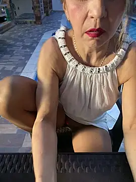 Matureyulyet's cam snapshot