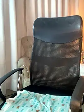 Auri__'s cam snapshot