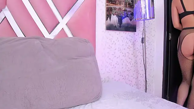 Helenn_monroy1's cam snapshot