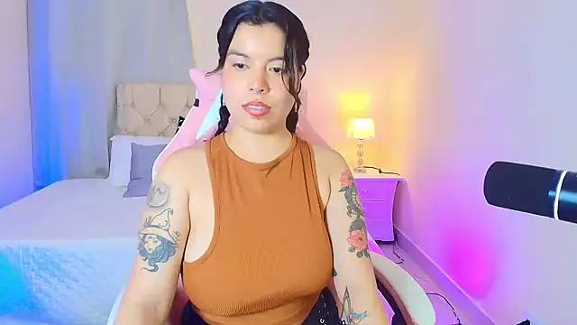 LillithRoses_'s cam snapshot