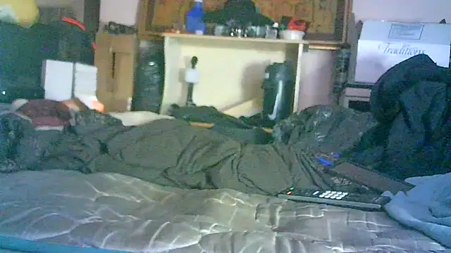 ON3YOULLN3VER_FIR3's cam snapshot