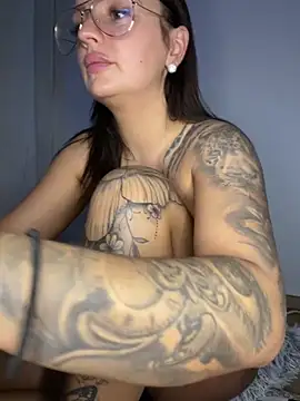 miraa_bellaa's cam snapshot