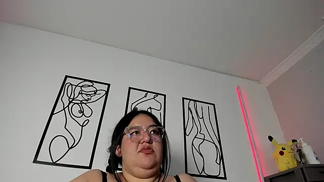 RubyPirsso18's cam snapshot