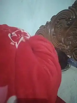 momo_loves's cam snapshot