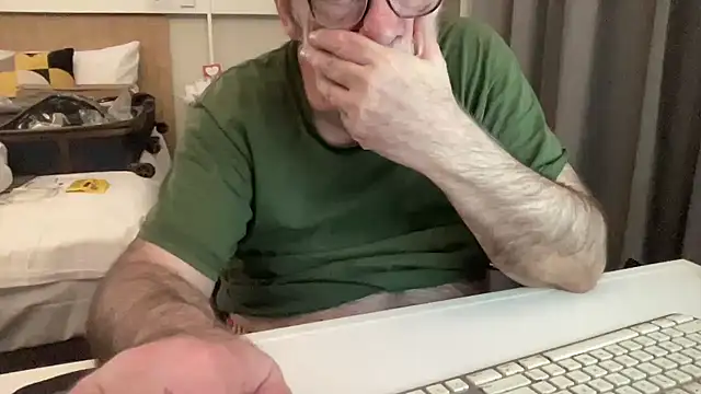 coach-karl live sex cam