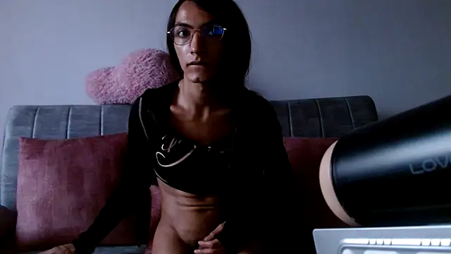 Foxkatty69 live sex cam