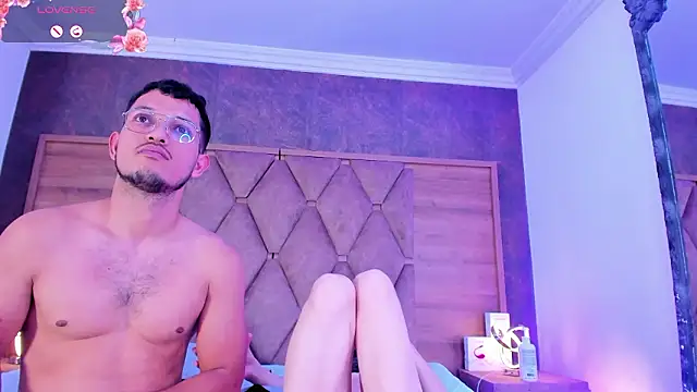 EimyAndMaxi's cam snapshot