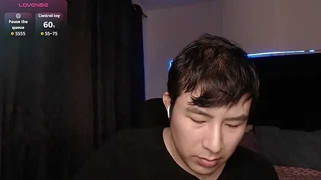 andrewmhilton_'s cam snapshot