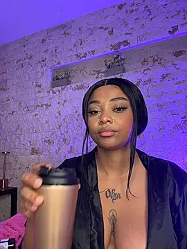 pamela_west's cam snapshot