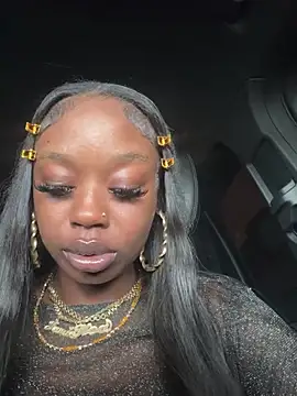 sevynsexysinss's cam snapshot