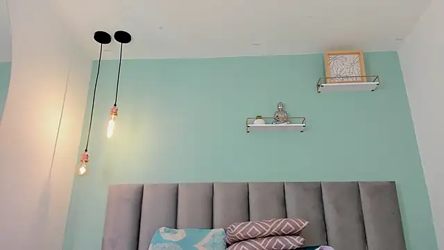 mayaevansmg's cam snapshot