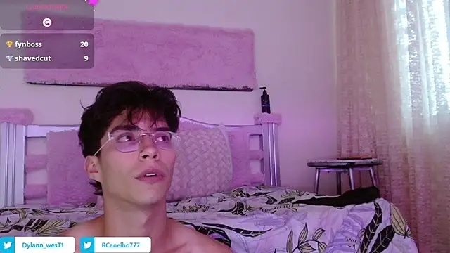 COUPLEHOTTDF live sex cam