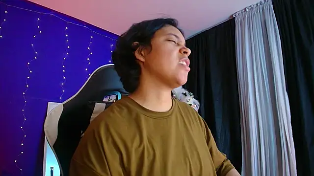 Emmapark_'s cam snapshot