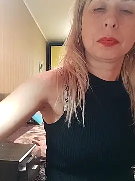 SelinaLovqx's cam snapshot