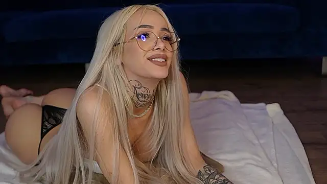 blondie_muller's cam snapshot