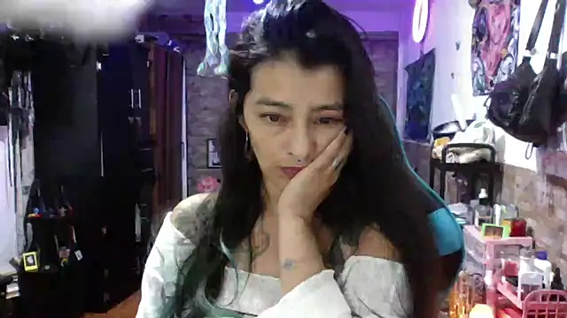 AngelaQueen_'s cam snapshot