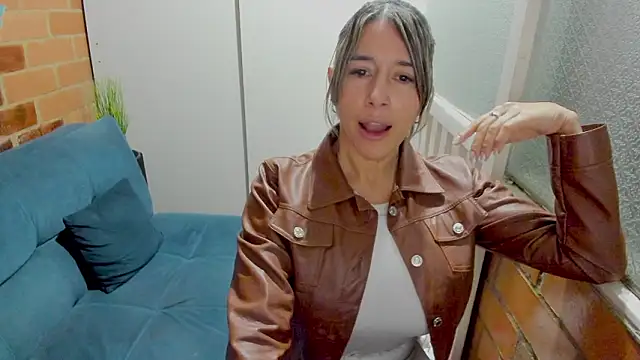 Penelope47's cam snapshot