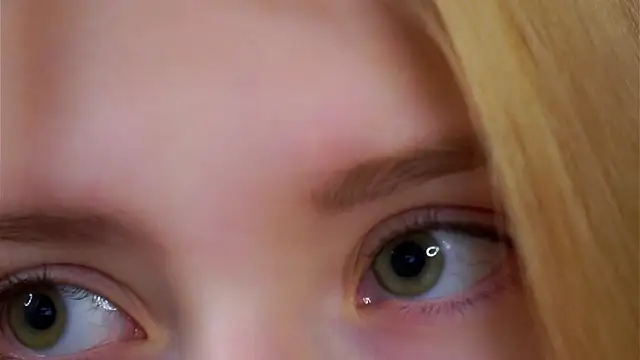 SunnivaCovil's cam snapshot