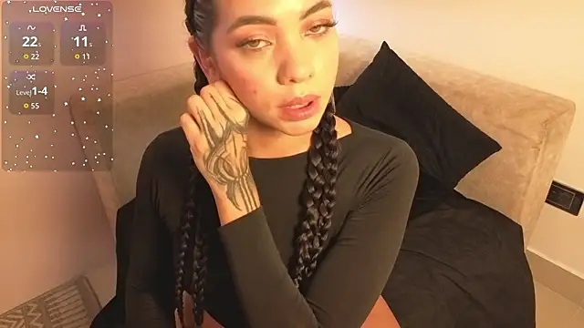 lulu_wonder's cam snapshot