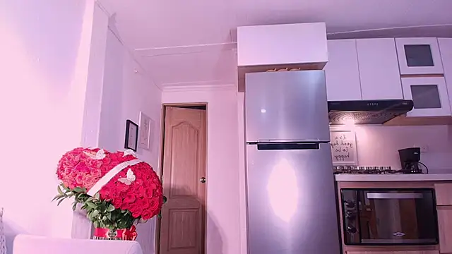 DannaHyde's cam snapshot