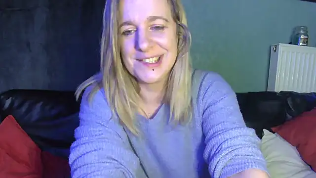 Delichieuse5's cam snapshot