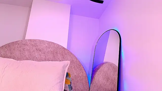 lilylovely_'s cam snapshot