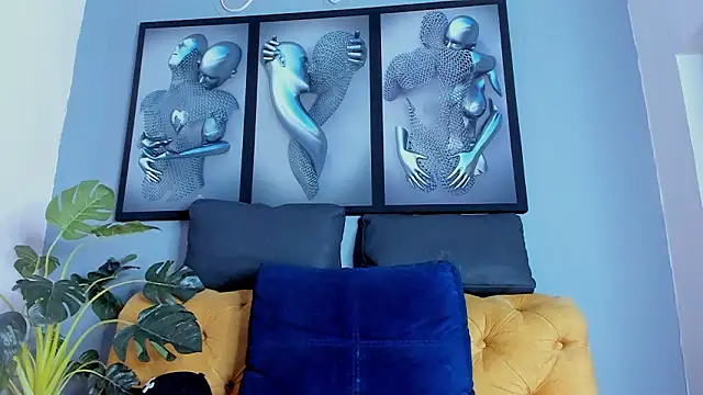 Ashton__Montana live sex cam