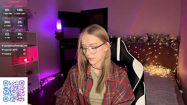 EvaPeace's cam snapshot