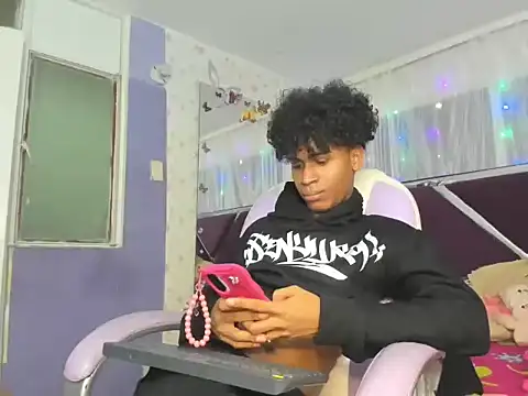 Santy_bigcock_01 live sex cam