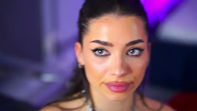 LalaRoze's cam snapshot