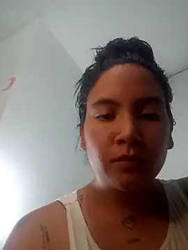 phoop_lilaa's cam snapshot