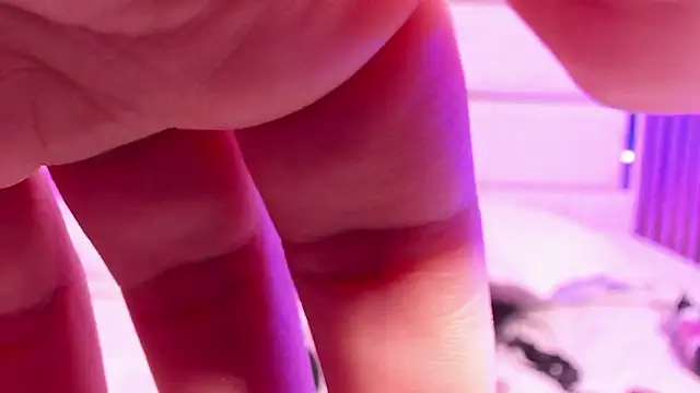 Liiahfontaine's cam snapshot