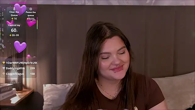 EmilyHyde's cam snapshot