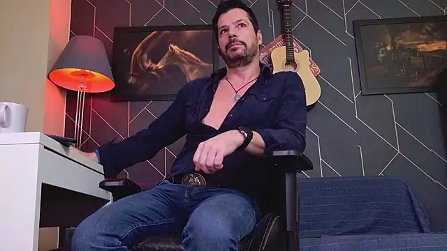 ChrisKox's cam snapshot