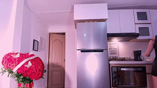 DannaHyde's cam snapshot