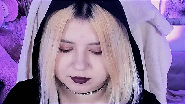 DiaAngell's cam snapshot