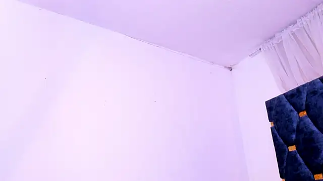 Sofia_ll's cam snapshot