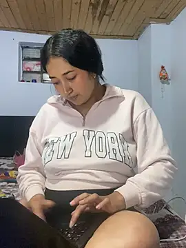 AnnaBliss-'s cam snapshot