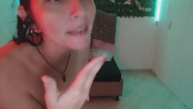 pamela_cherry_11's cam snapshot