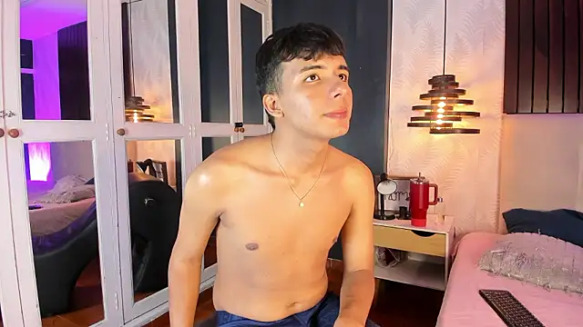 Ash_Russell's cam snapshot