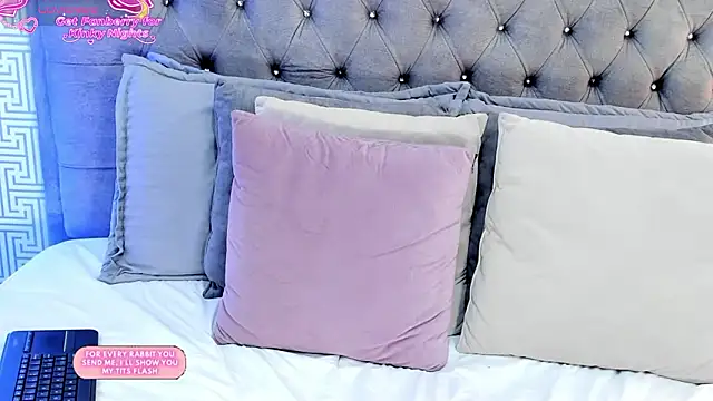 Evaa_Lunna_'s cam snapshot