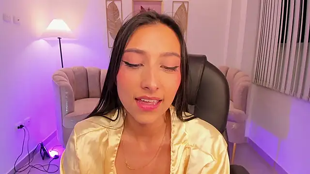 Kristen_Rousse's cam snapshot