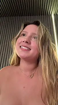 MiaPetit_ live sex cam