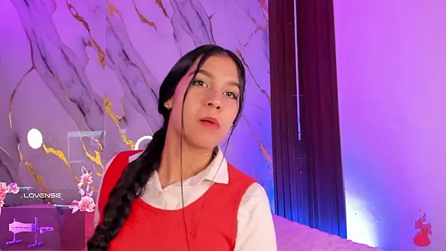 Emmiicute's cam snapshot