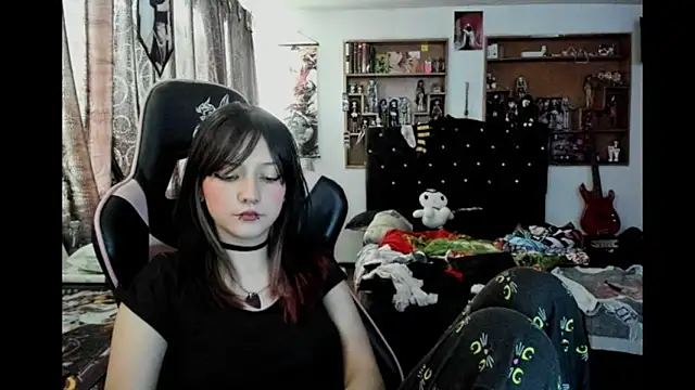 Maki_Zein_'s cam snapshot